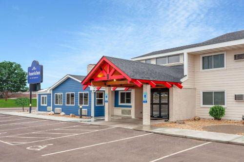 New Richmond Hotel | AmericInn by Wyndham New Richmond