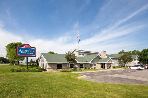 Northfield Hotel | AmericInn by Wyndham Northfield