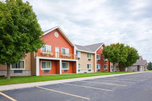 St. Cloud Hotel | AmericInn by Wyndham Sartell