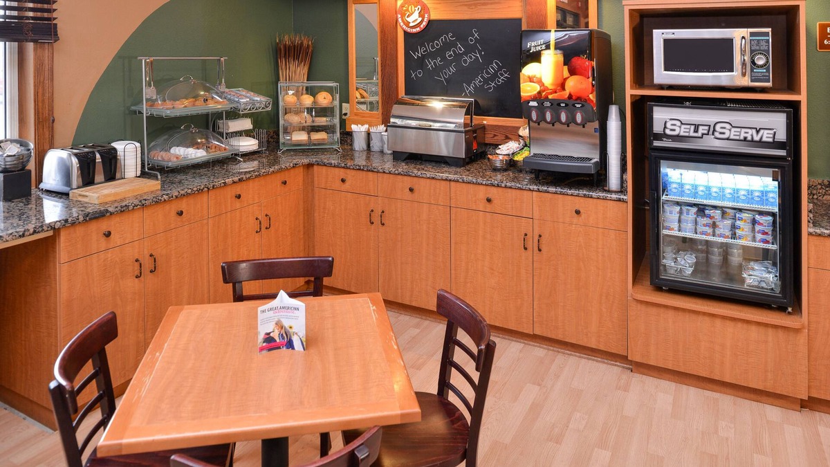 St. Cloud Hotel | AmericInn by Wyndham St. Cloud MN I-94
