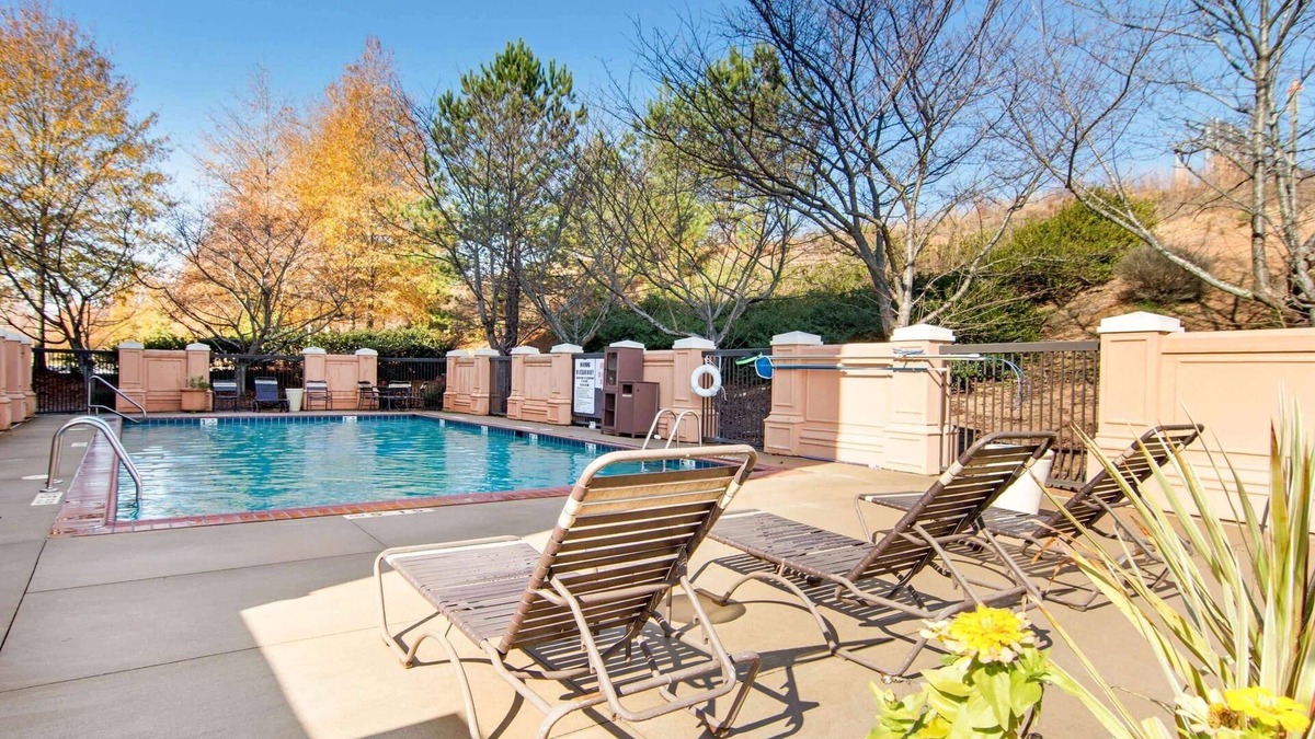 Lithonia Hotel | AmericInn by Wyndham Stonecrest near Atlanta