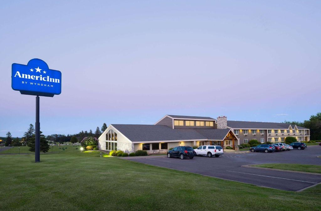 Two Harbors Hotel | AmericInn by Wyndham Two Harbors Near Lake Superior