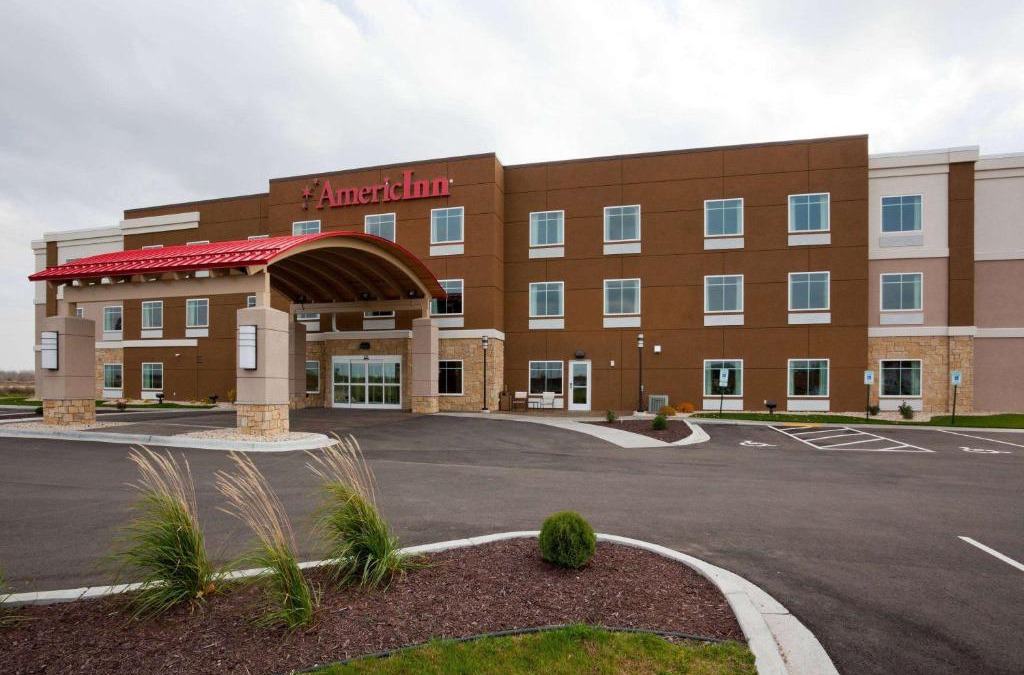 Waupun Hotel | AmericInn by Wyndham Waupun