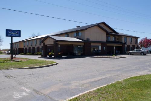 Shawano Hotel | AmeriVu Inn and Suites Shawano WI