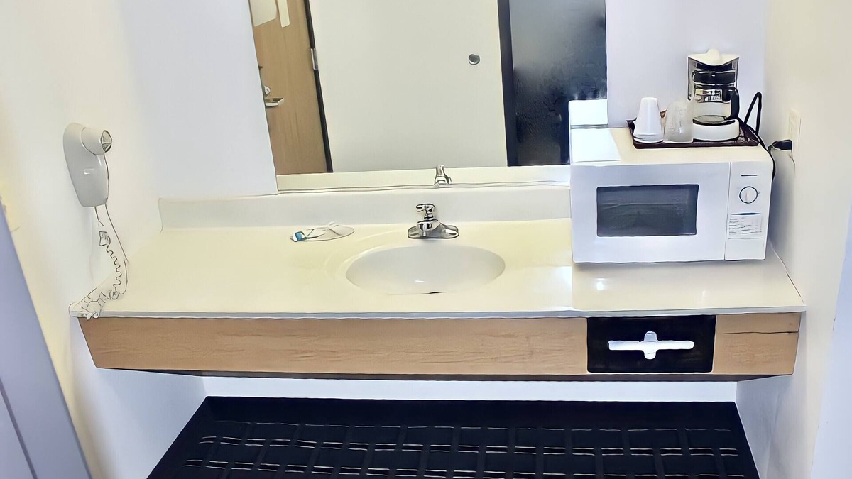Stanley Hotel | AmeriVu Inn and Suites - Stanley