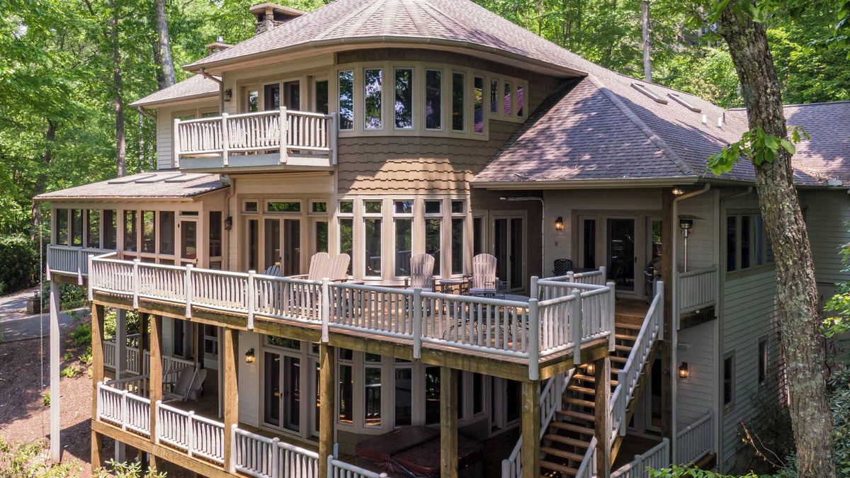Boone House | Amitola at Yonhalossee - Luxury - Theater Room - Pool Table - Hot Tub