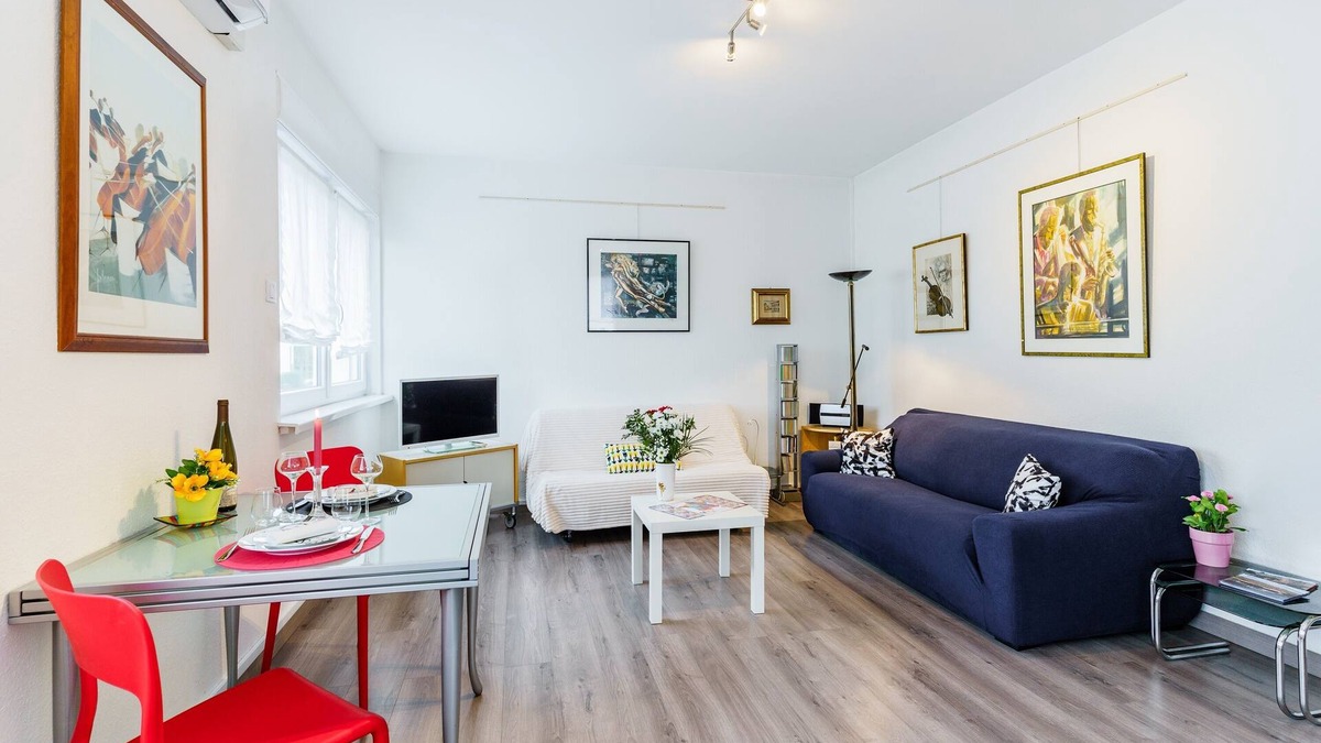 Gandrange Apartment | AML - Atelier Musique & Lutherie - Appt 20 min de Metz