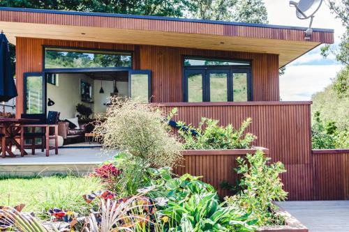 Waihi Beach House | Amongst The Nikau