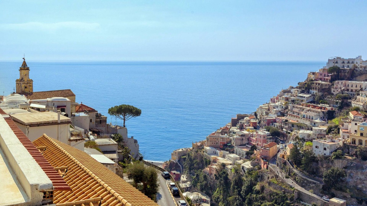 Liparlati Ski Chalet | AMORE RENTALS - Casa Cristallo with private Terrace and Sea View
