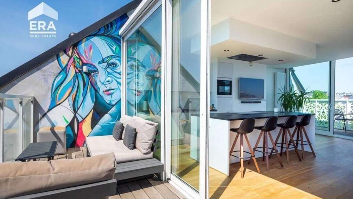 Schipperskwartier Apartment | Ample duplex apartment in Antwerp's Core
