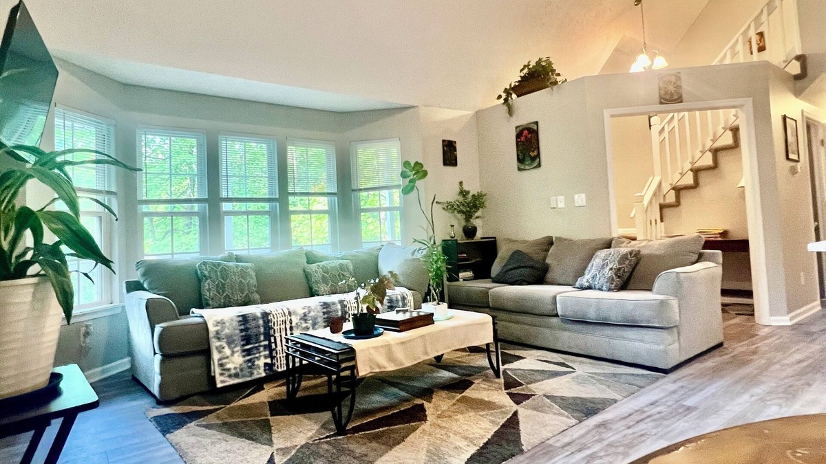 Lynchburg House | Ample Home in a Central Location!