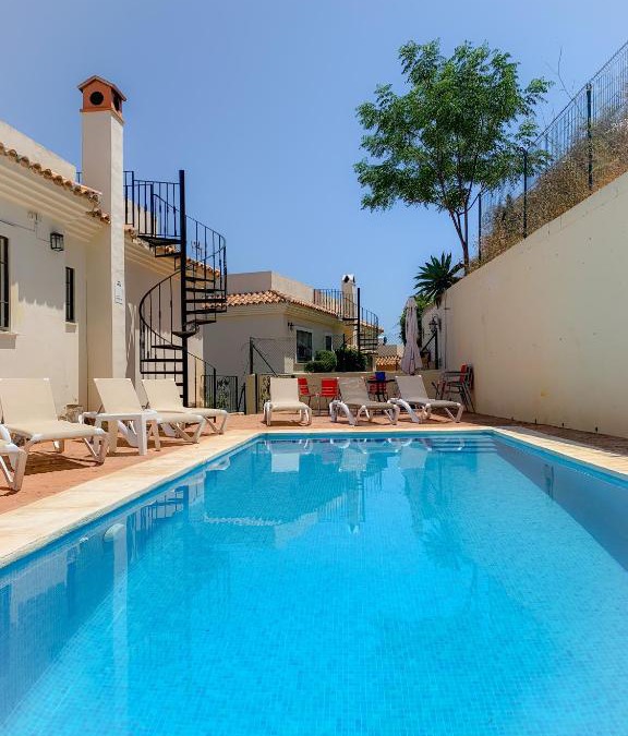 Torrequebrada Villa | "Ample Villa at Benalmádena Coast"