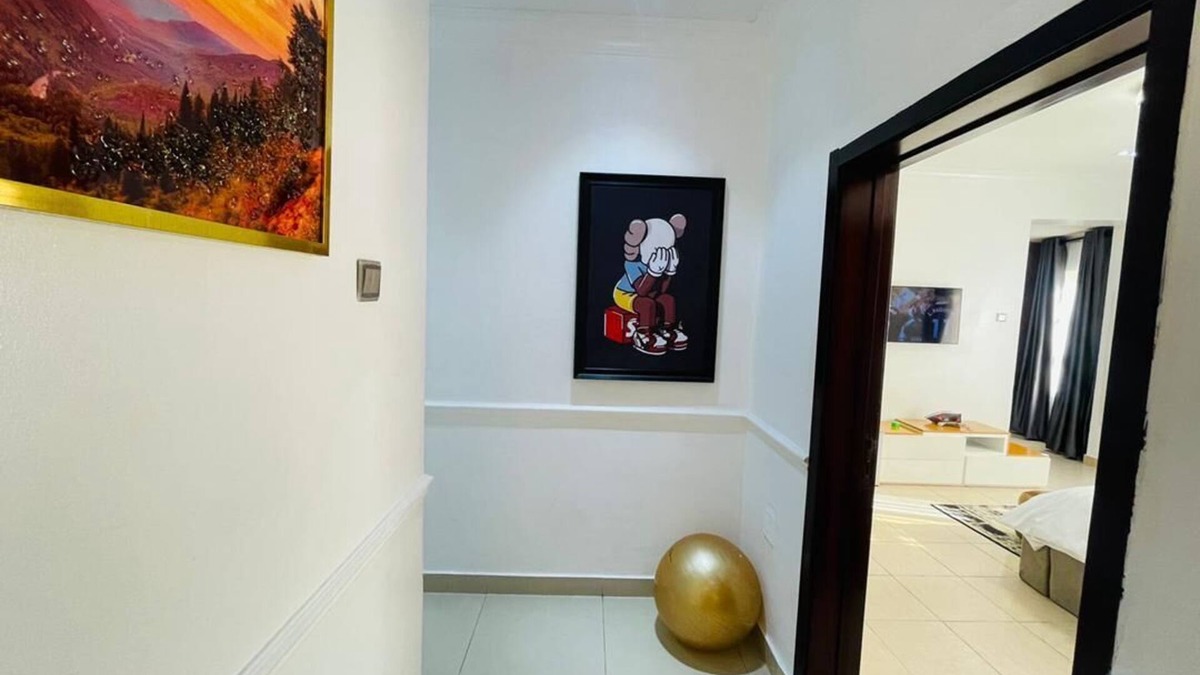 Ogombo House | AmPm Affordable Comfort, giving you the real feelings of home away from home .