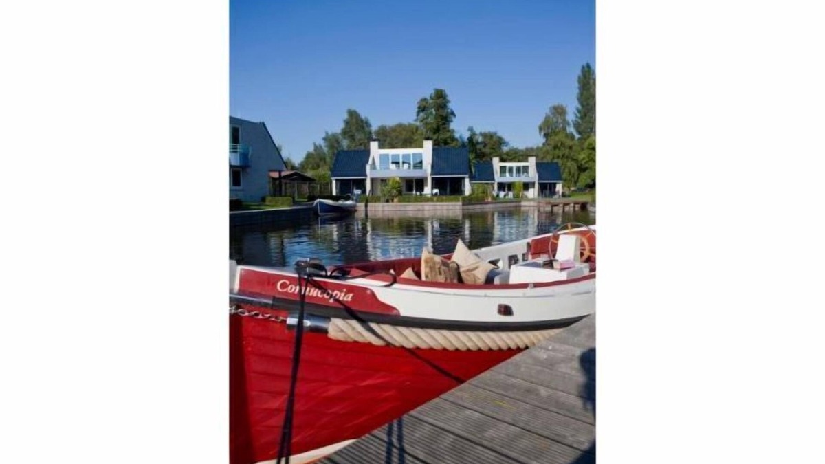 Loosdrecht Resort | Amsterdam/Loosdrecht 12 persons Family house at Rien Village Loosdrecht