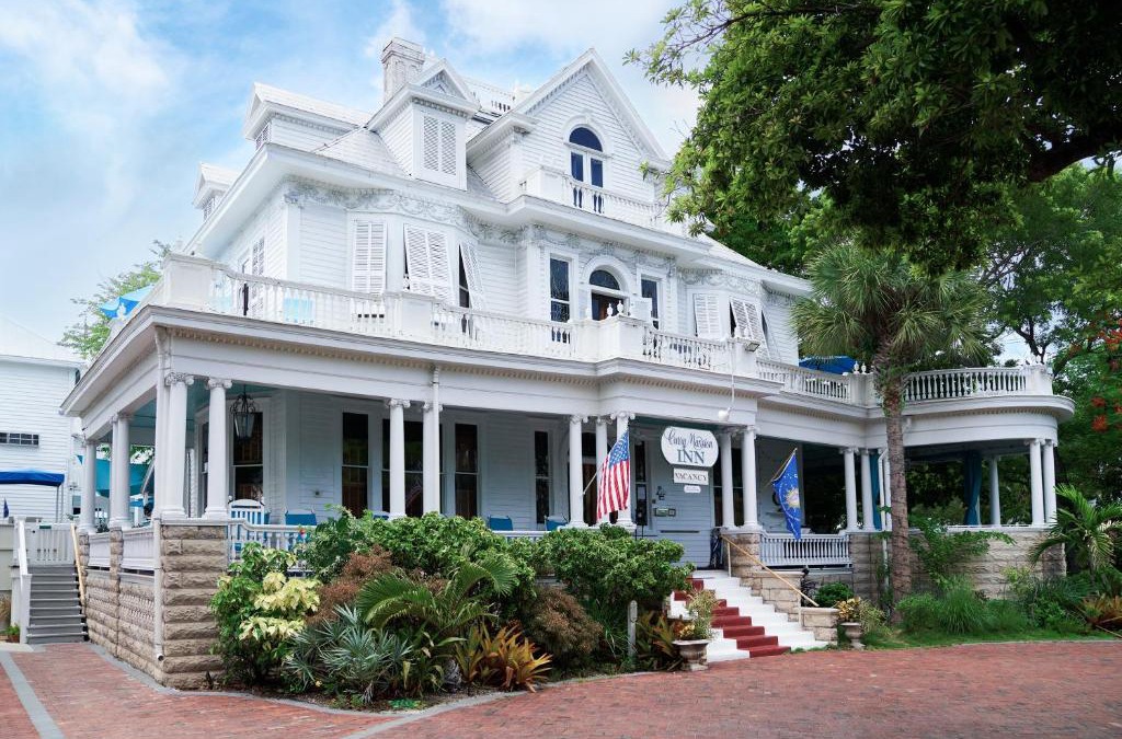 Historic Seaport Bed & Breakfast | Amsterdam's Curry Mansion Inn