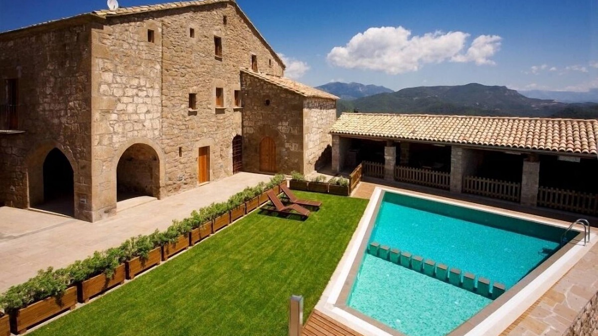 Ponts Villa | An absolutely stunning holiday home in excellent surroundings