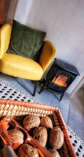 Bronte Apartment | An alcove at the foot of Mount Etna