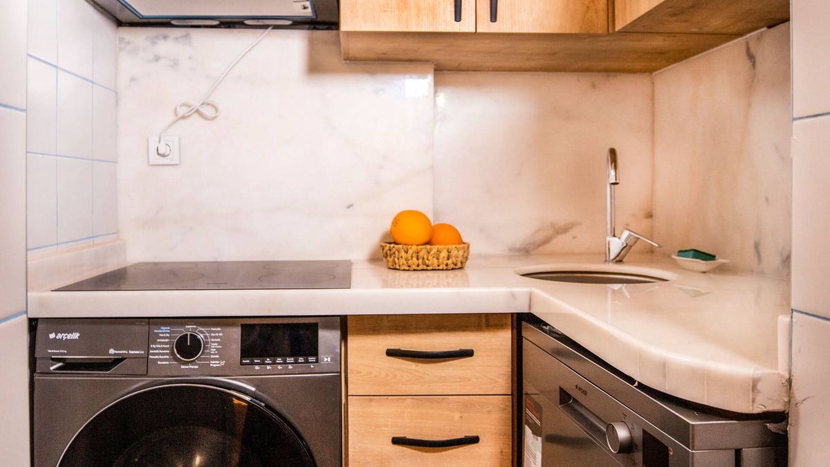 Fatih Apartment | An apartment in a wooden mansion in the center of historical Istanbul