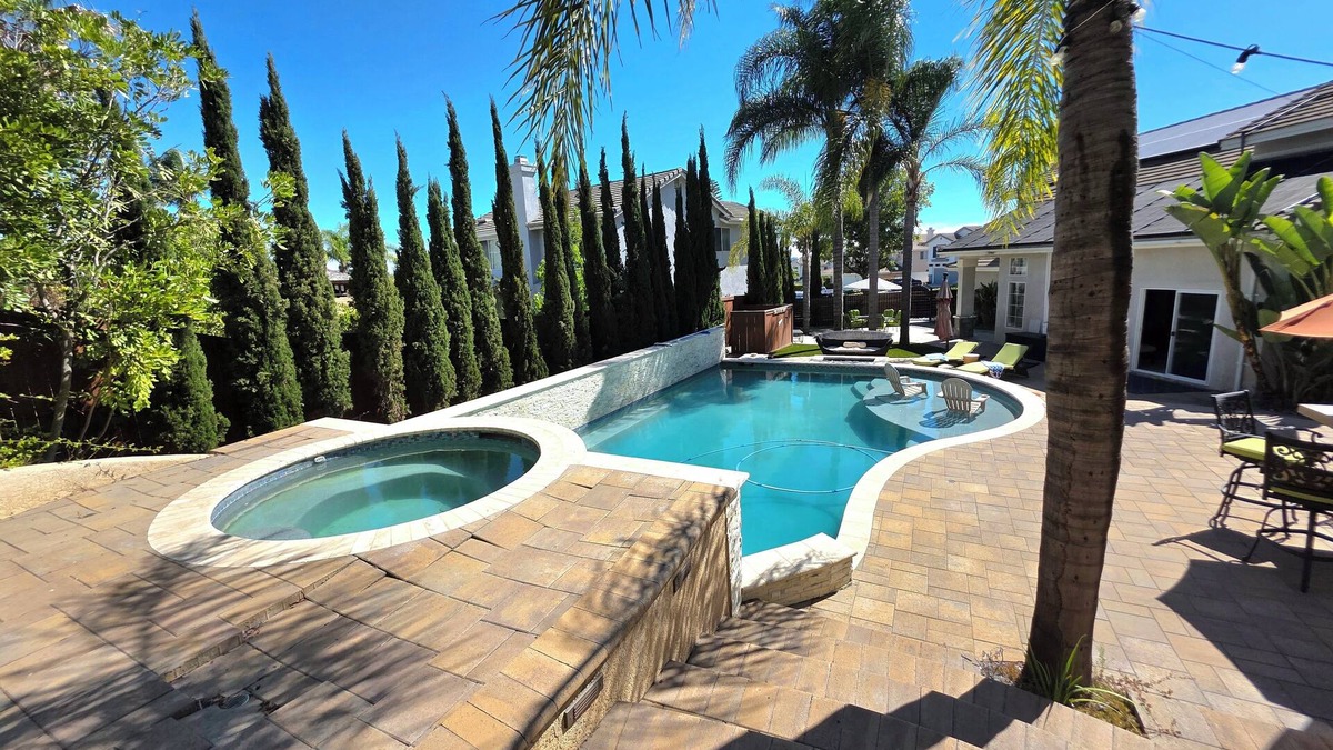 Rancho Penasquitos House | An Artist's Dream 3-Bedroom Retreat with Pool, Hot Tub, Firepit, BBQ island