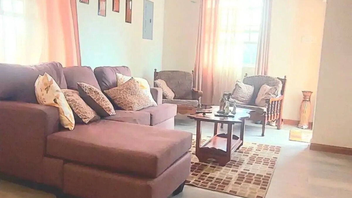 Bridgetown Apartment | An authentic Barbadian experience 4BD, 2 Bathroomsnn
