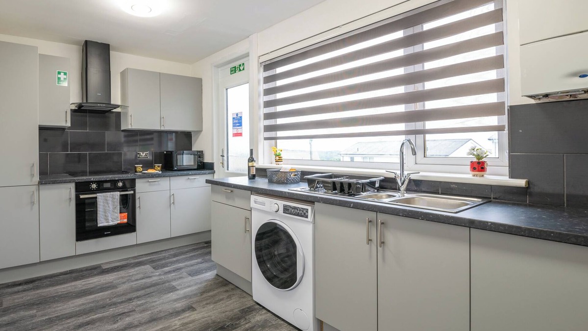 Central Aberdeen House | An Elegant 3 Bedroom House