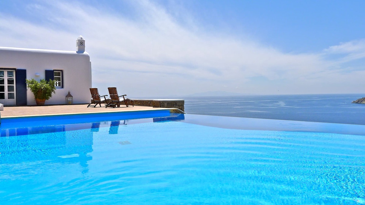 Elia Villa | An Elegant Beachfront Luxury Retreat with Pool, Jacuzzi, 8 bedrooms