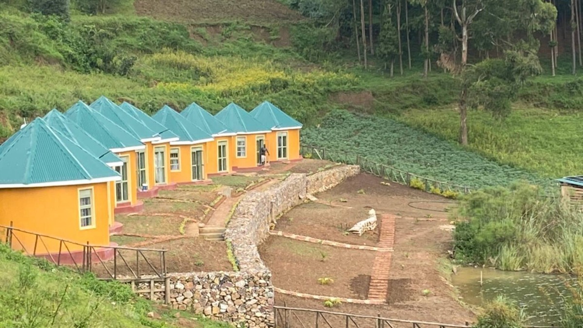 Kabale Cottage | An exclusive,romantic honeymoon,hideaway composed of secluded beautiful cottages