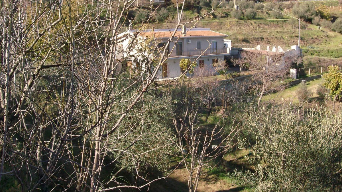 Lanusei House | An Ideal Home for a Relaxing Holiday ... with WiFi.