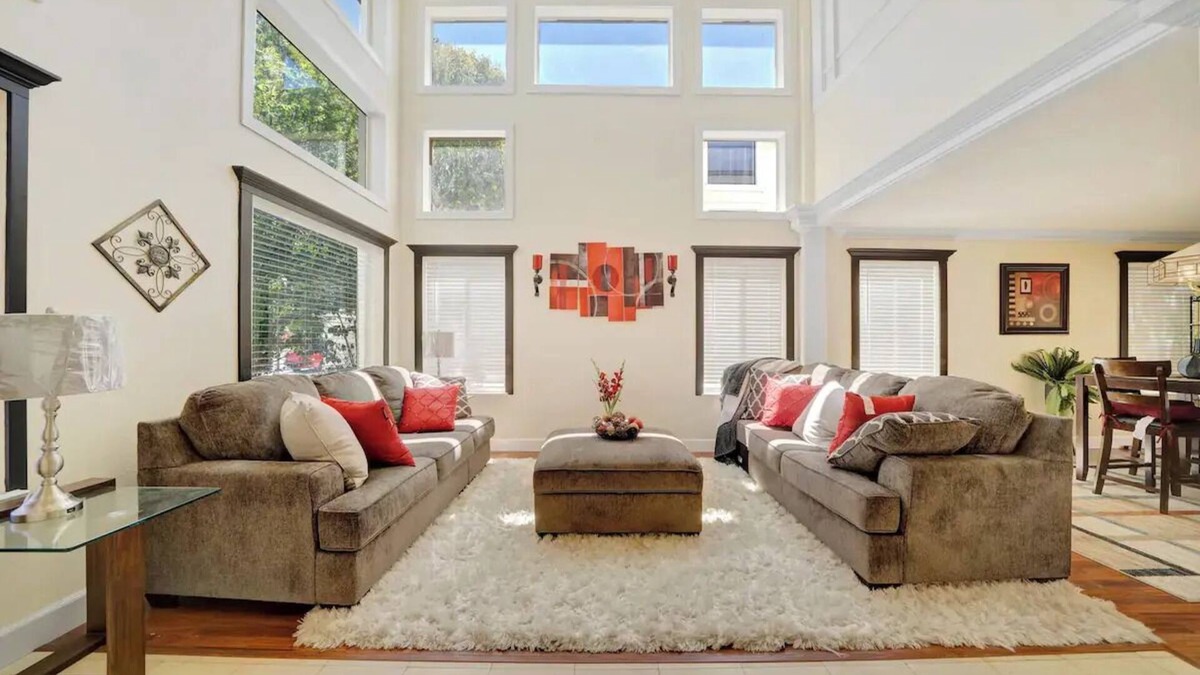 Antioch House | An ideal locationnn