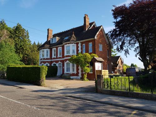 Royal Tunbridge Wells House | Anand Lodge