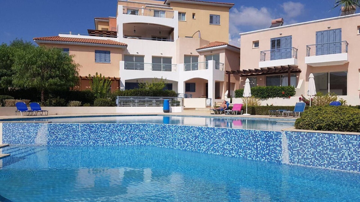 Anarita Condo | Anarita Chorio deluxe spacious 1 bd apt with extra large private balcony.