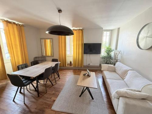 Villefranche-de-Rouergue Apartment | Anastasia