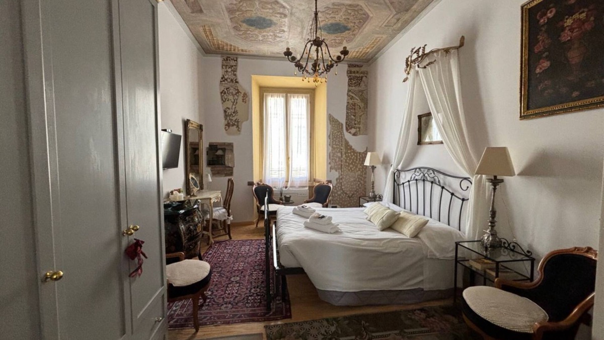 Citta Antica Apartment | Anastasia House Suite - Verona Journeys in the city centre
