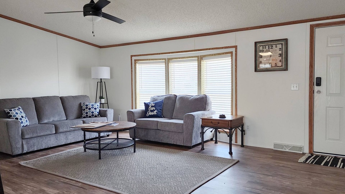 New Baltimore House | Anchor Bay Boathouse