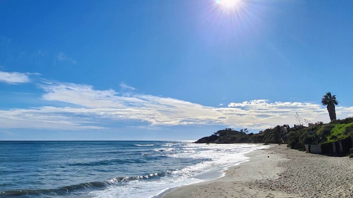 Bravone Apartment | Anchor with family or friends in an all-inclusive package with no surprises