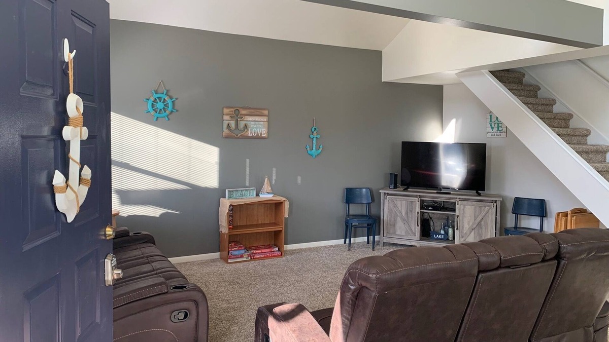 Van Buren Point House | "Anchors Away" Coastal Abode in Van Buren Point