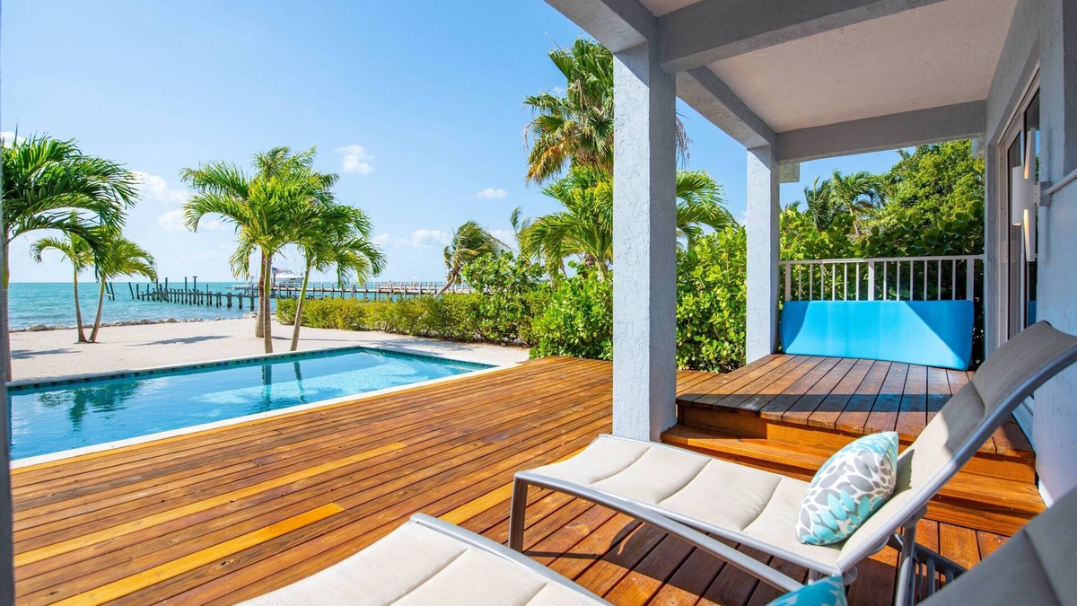 Summerland Key House | Anchors Aweigh 10% off Fall 2025!