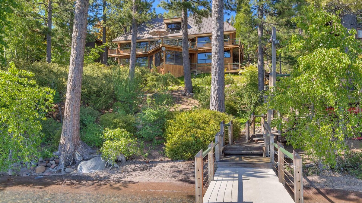 Lake Forest House | Anchors Aweigh - Lakefront - TLUXP