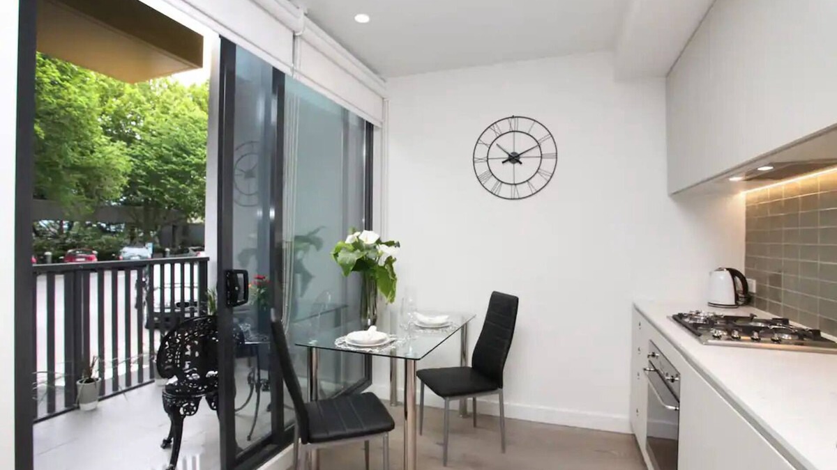 Melbourne Apartment | Anchors Down on Nelson