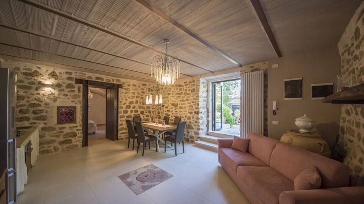 Assisi House | Ancient medieval tower, ideal for couples or families