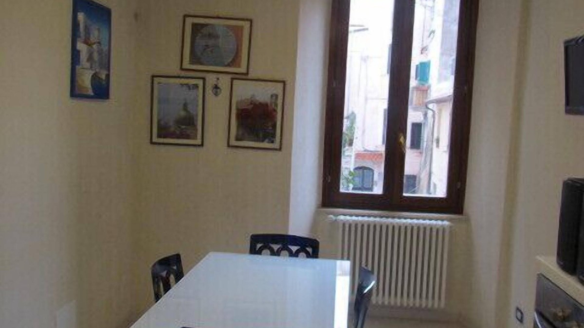 Terracina Apartment | Ancient Rebuilt Elegant 65 Mq Apartment in the Old Center Endependant Entrance
