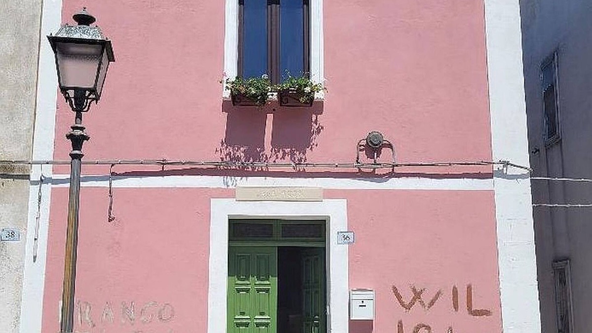 Tavenna House | Ancient Stone Home- Sea and Mountain View 'Casa Rosa'