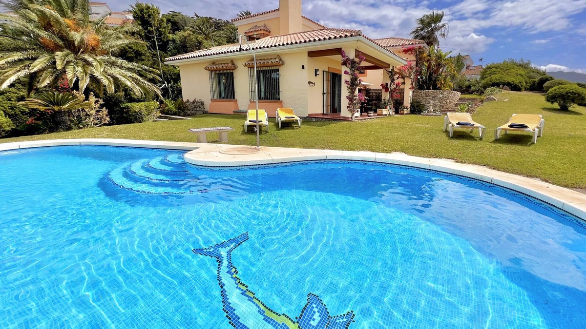 Atlanterra Ski Chalet | Andalusian style villa with stunning views. PAX 6. FREE WIFI