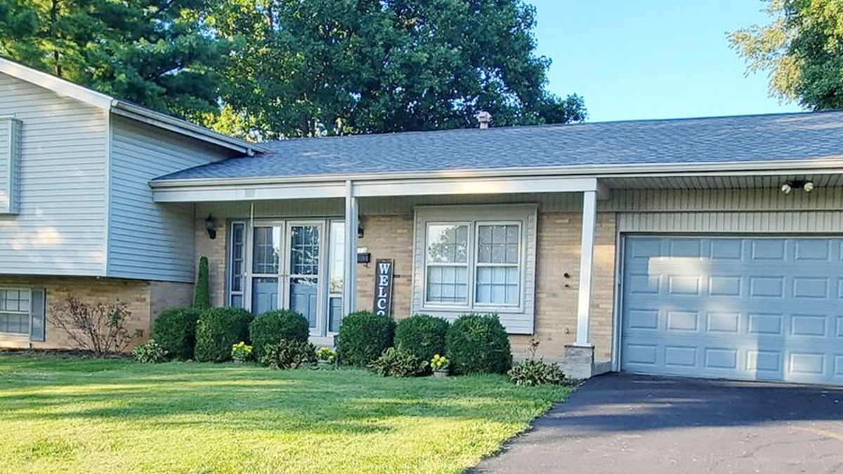 Open Gates House | Andrea Abode by RedAwning