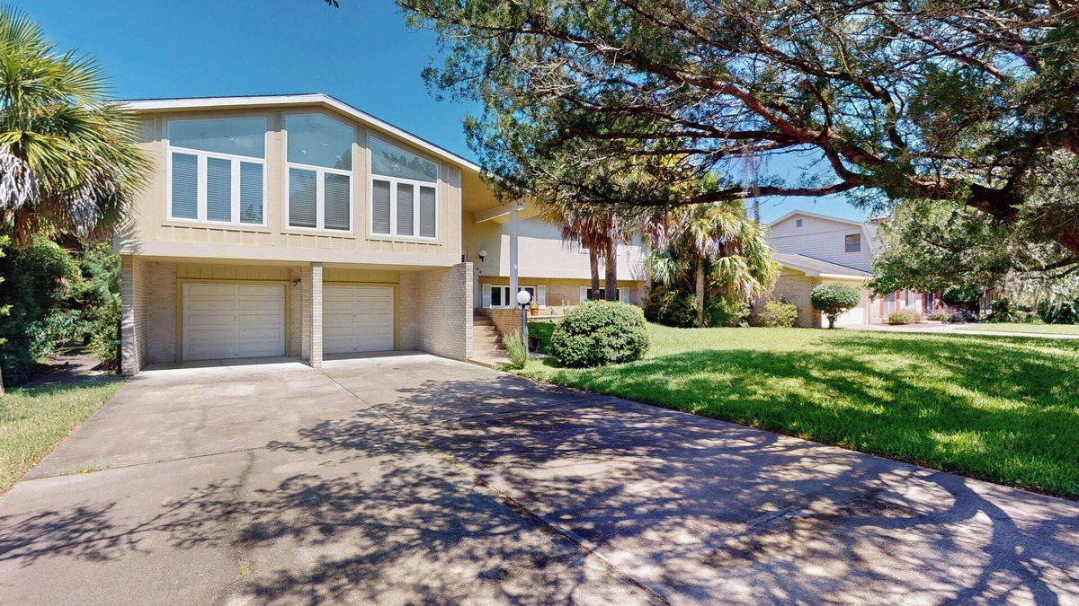 Jekyll Island House | ANDREWS COTTAGE 3 bedrooms, 2.5 bathrooms