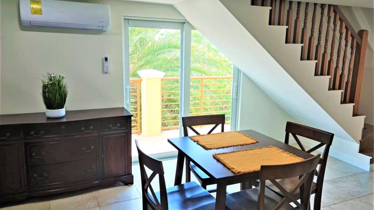Bodden Town Apartment | Andy's Inn 3 Loft Studio - Quaint, tranquil loft studio suite with beach access