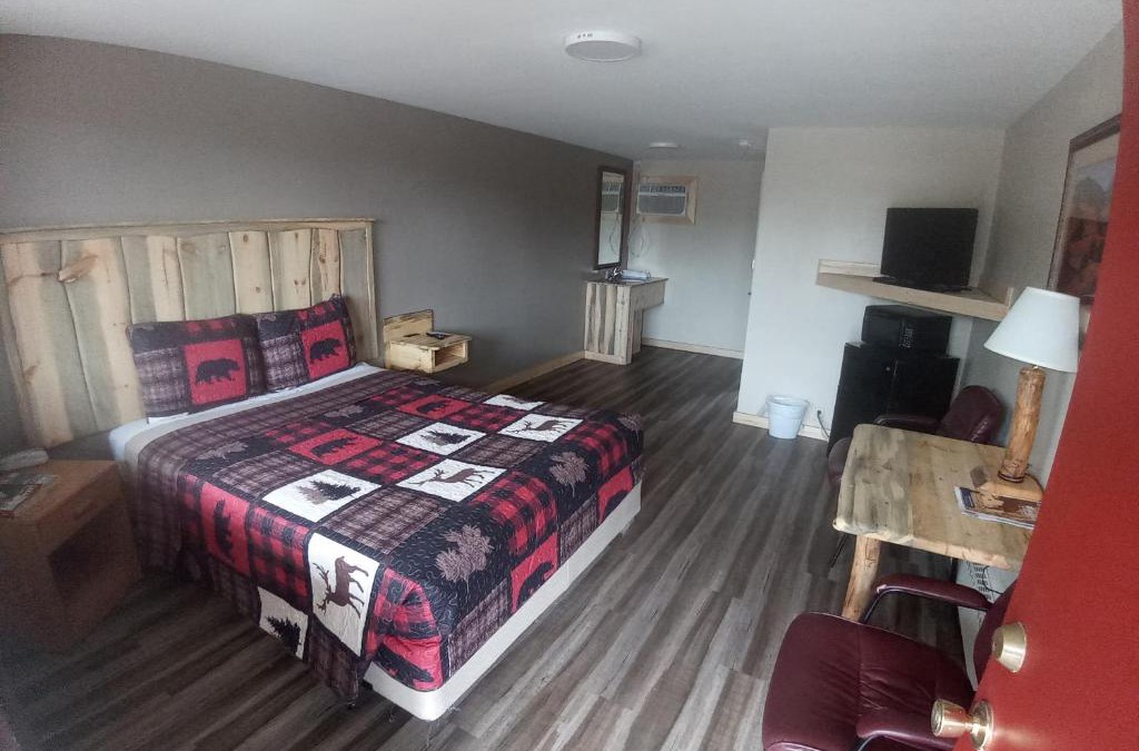 Cortez Cabin | Aneth Lodge Budget 6