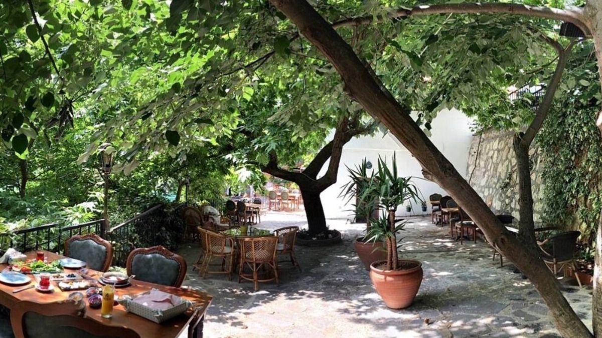 Altinoluk Hotel | Anfora Otel & Sarap Evi