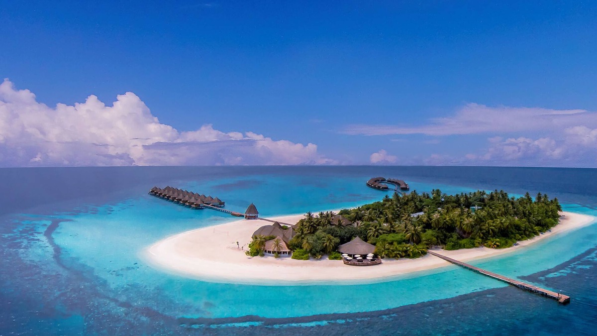 Angaga Hotel | Angaga Island Resort & Spa