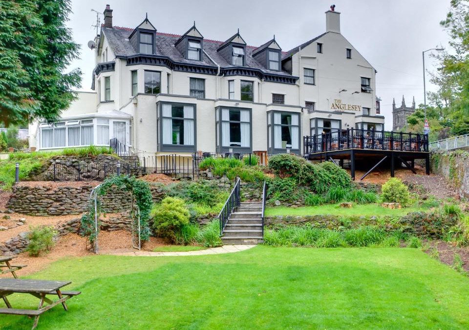 Menai Bridge Hotel | Anglesey Arms Hotel